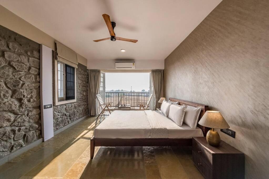 Stone Mansion By Phoenix Stays Igatpuri Εξωτερικό φωτογραφία