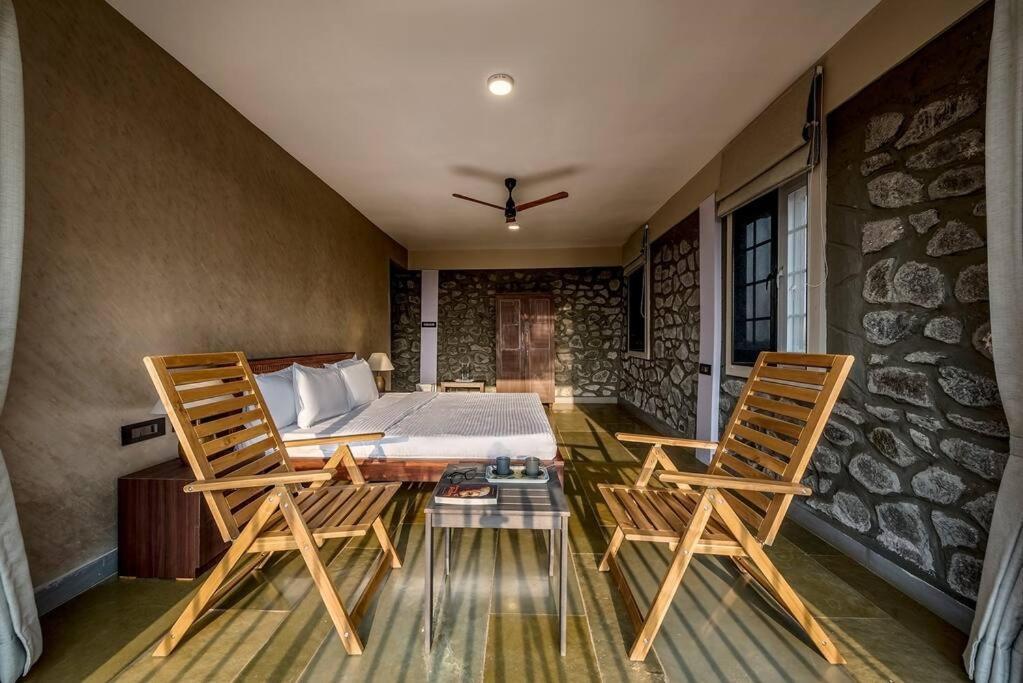 Stone Mansion By Phoenix Stays Igatpuri Εξωτερικό φωτογραφία