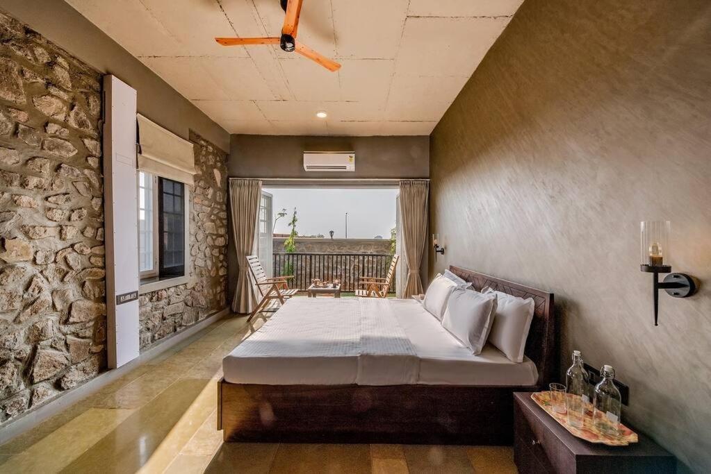 Stone Mansion By Phoenix Stays Igatpuri Εξωτερικό φωτογραφία