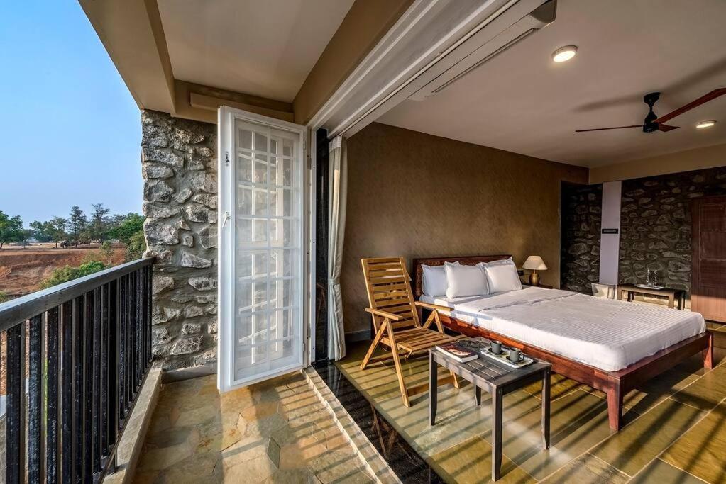 Stone Mansion By Phoenix Stays Igatpuri Εξωτερικό φωτογραφία