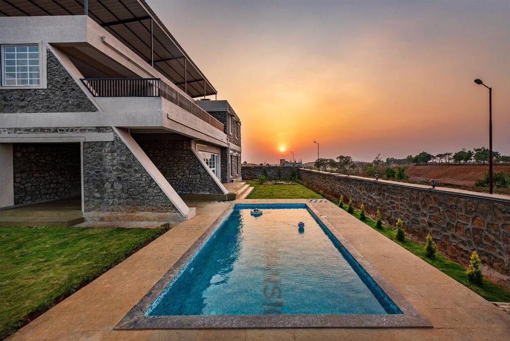 Stone Mansion By Phoenix Stays Igatpuri Εξωτερικό φωτογραφία