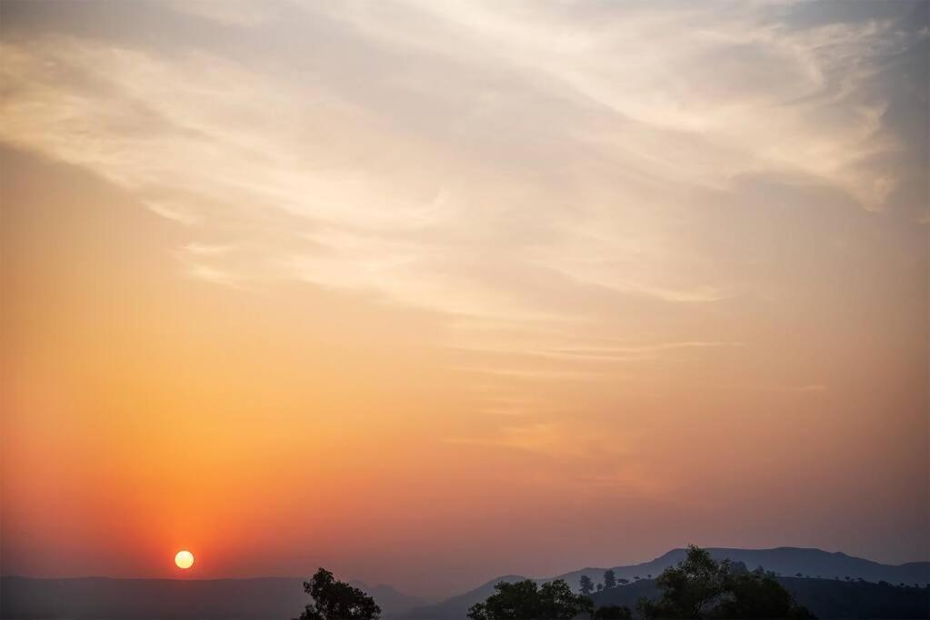 Stone Mansion By Phoenix Stays Igatpuri Εξωτερικό φωτογραφία