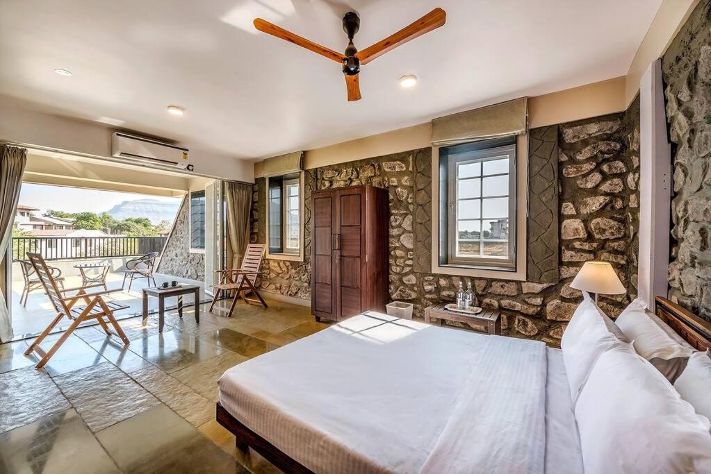Stone Mansion By Phoenix Stays Igatpuri Εξωτερικό φωτογραφία