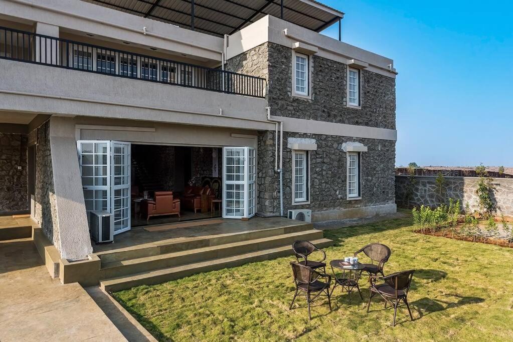 Stone Mansion By Phoenix Stays Igatpuri Εξωτερικό φωτογραφία